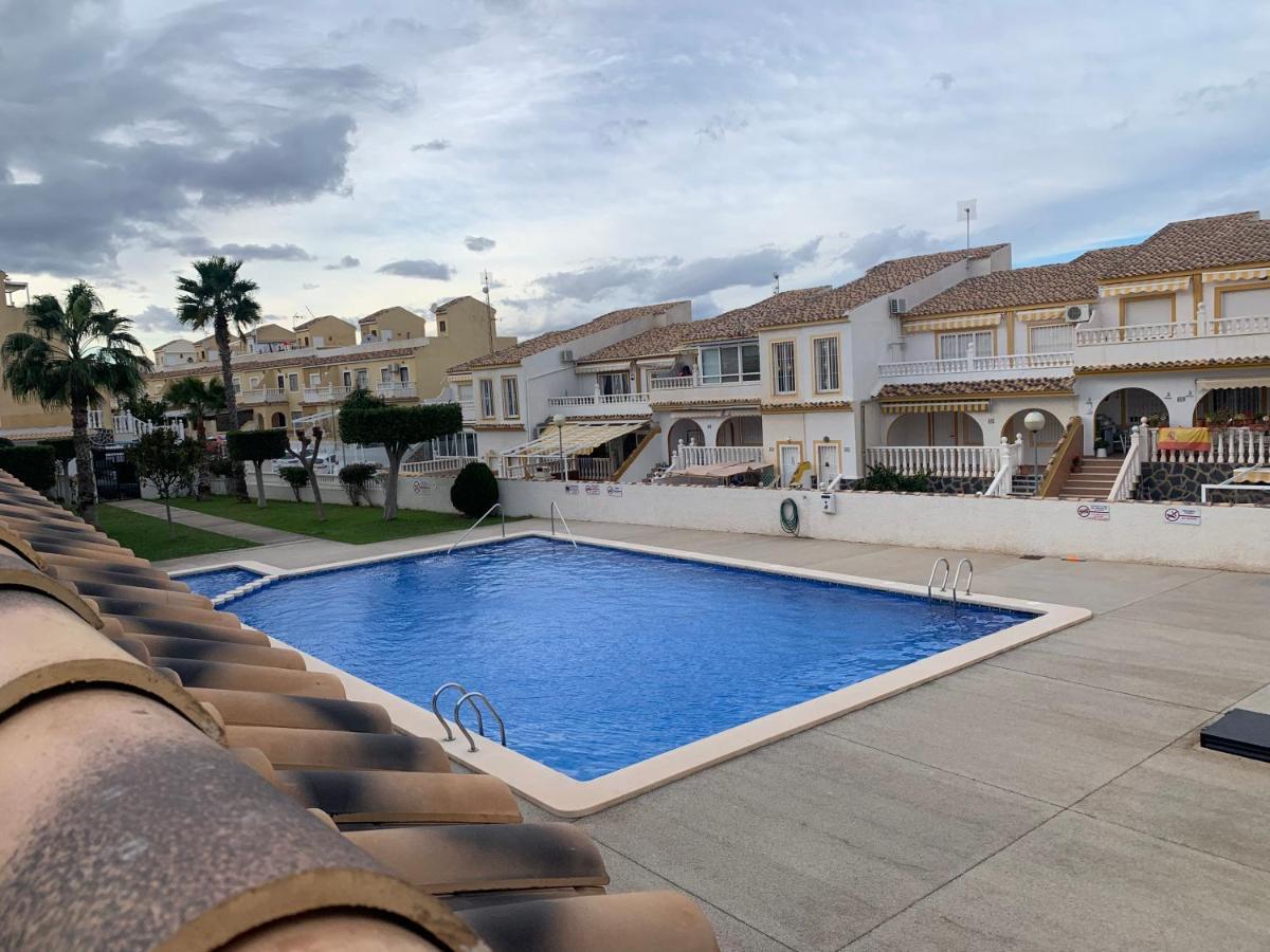 Adosado Tranquilo Con Piscina Y Vistas Al Mar Appartement Puerto Marino Buitenkant foto